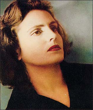 O Panteão Nacional e os seus homenageados: setembro / outubro – Amália Rodrigues (1920-1999)